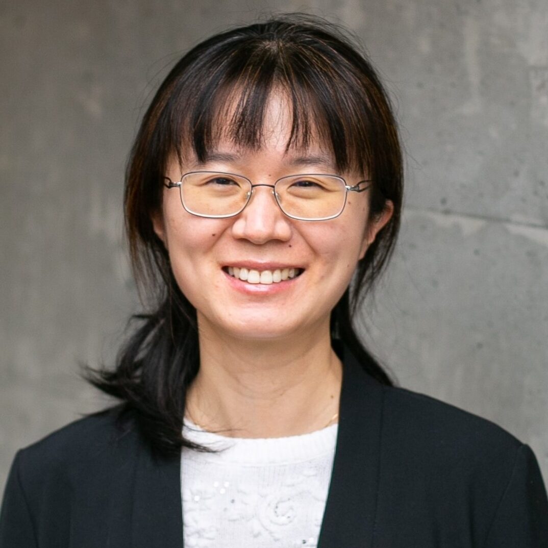 Ms Qinqin ZHANG 張沁沁女士